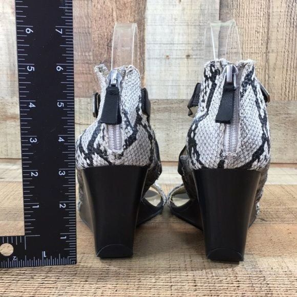 Kenneth Cole Reaction Ava Wedge Platform Sandals - Picture 7 of 11